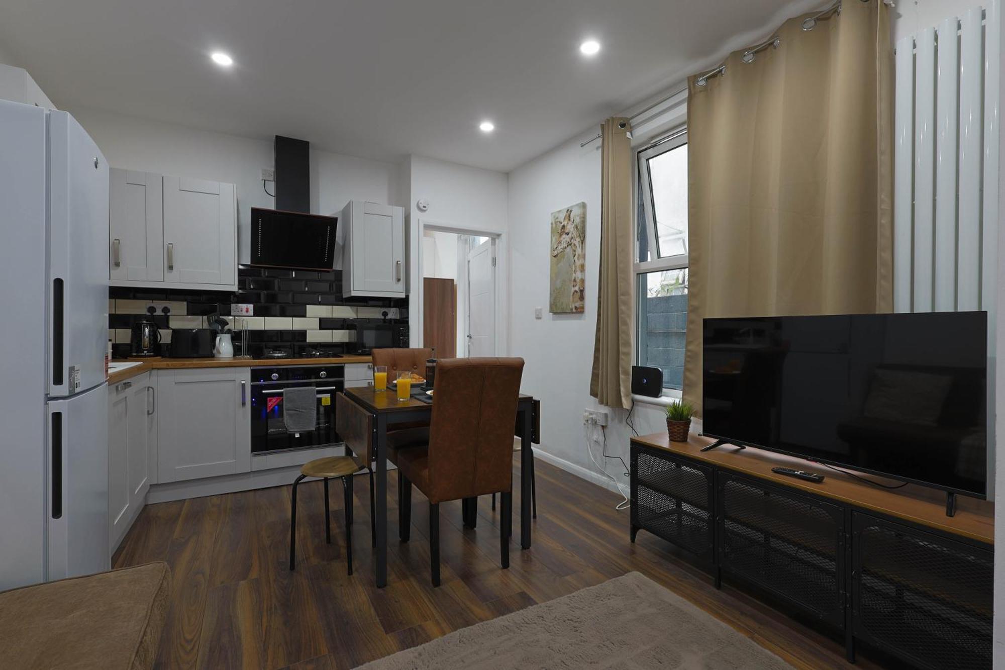 Stylish Apartment In City Centre - Walk Everywhere Cardiff Bagian luar foto